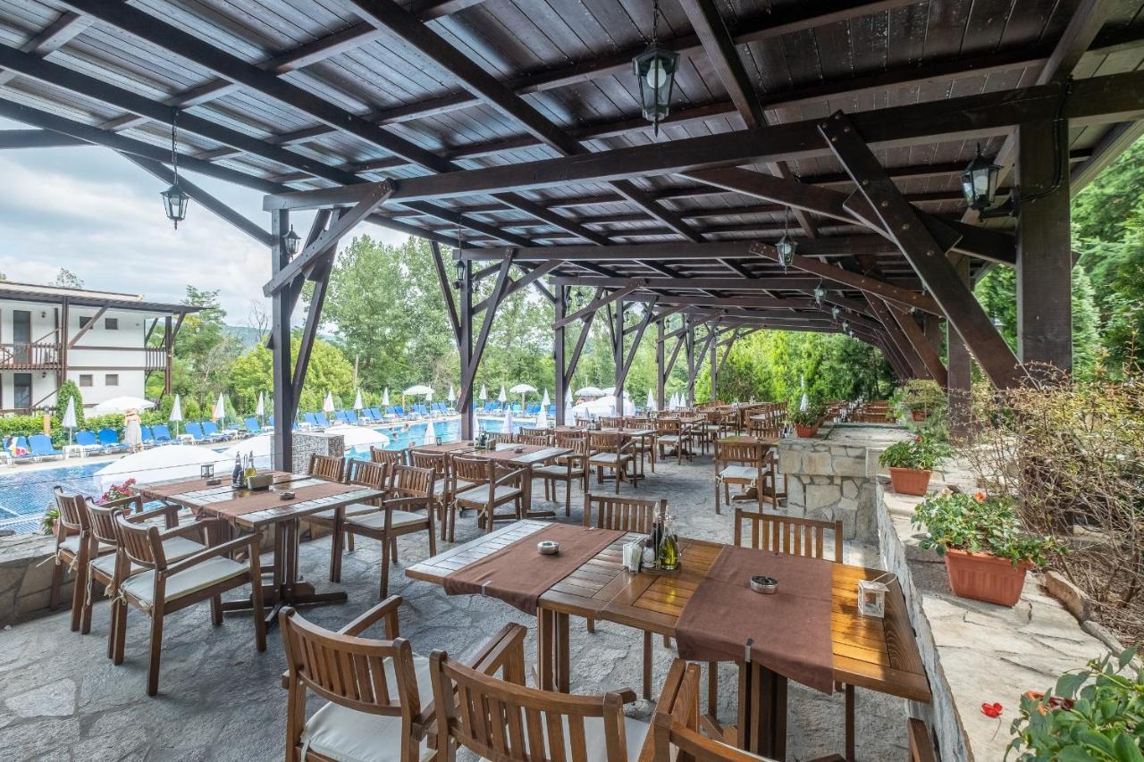 Park Hotel Asenevtsi Veliko Turnovo Bagian luar foto