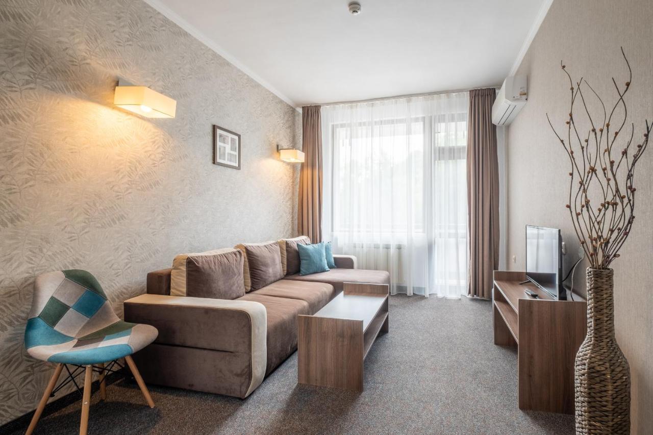 Park Hotel Asenevtsi Veliko Turnovo Bagian luar foto