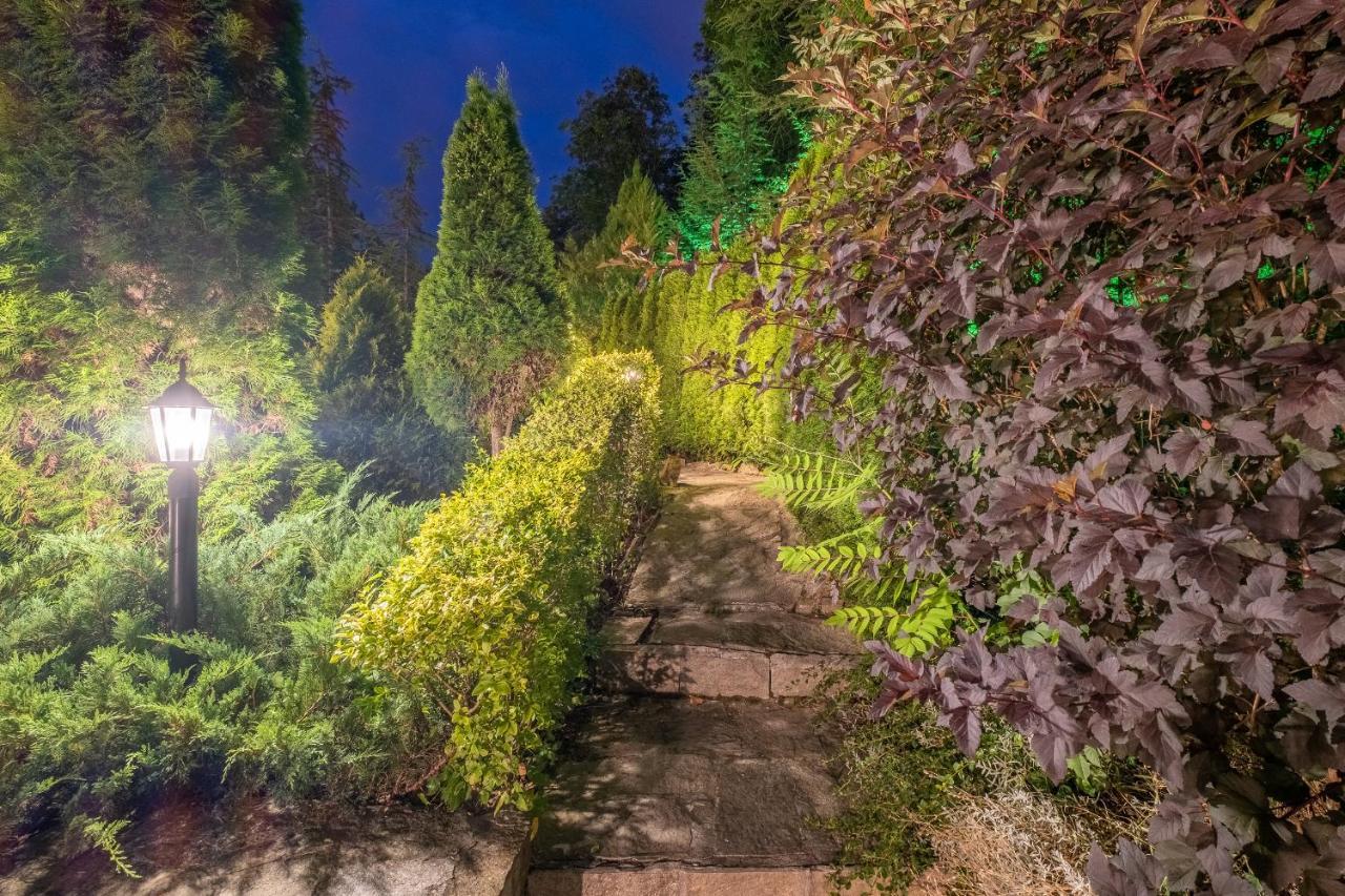 Park Hotel Asenevtsi Veliko Turnovo Bagian luar foto