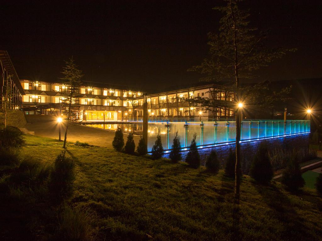 Park Hotel Asenevtsi Veliko Turnovo Bagian luar foto