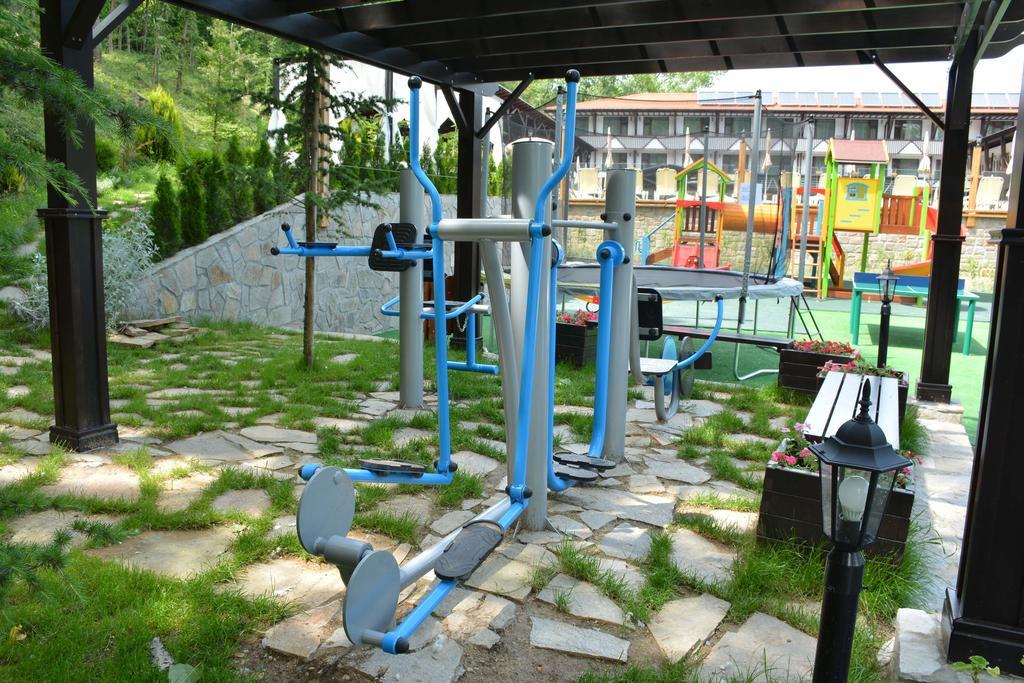 Park Hotel Asenevtsi Veliko Turnovo Bagian luar foto